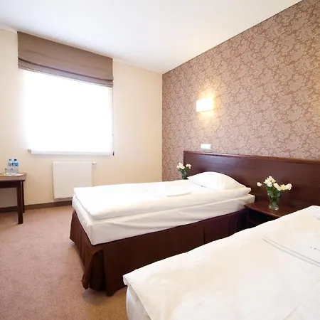 Centrum ホテル 3*