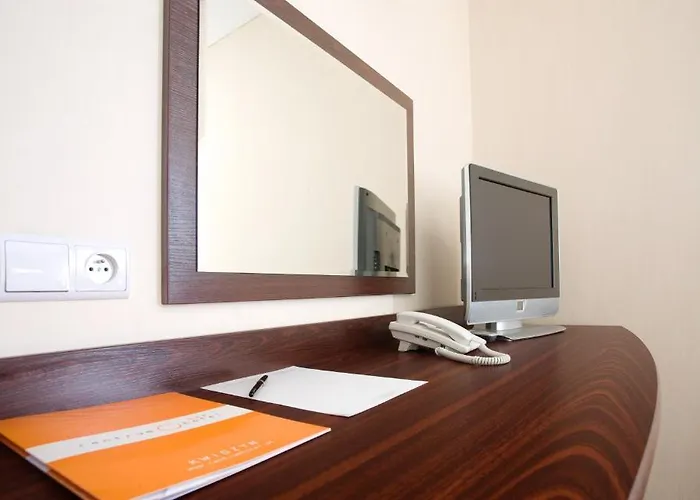 Centrum ホテル 3*