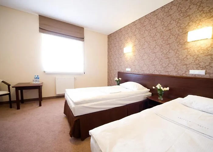 Centrum ホテル 3*